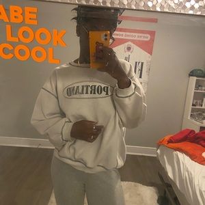 Princess Polly sweatshirt over sized and so comfy